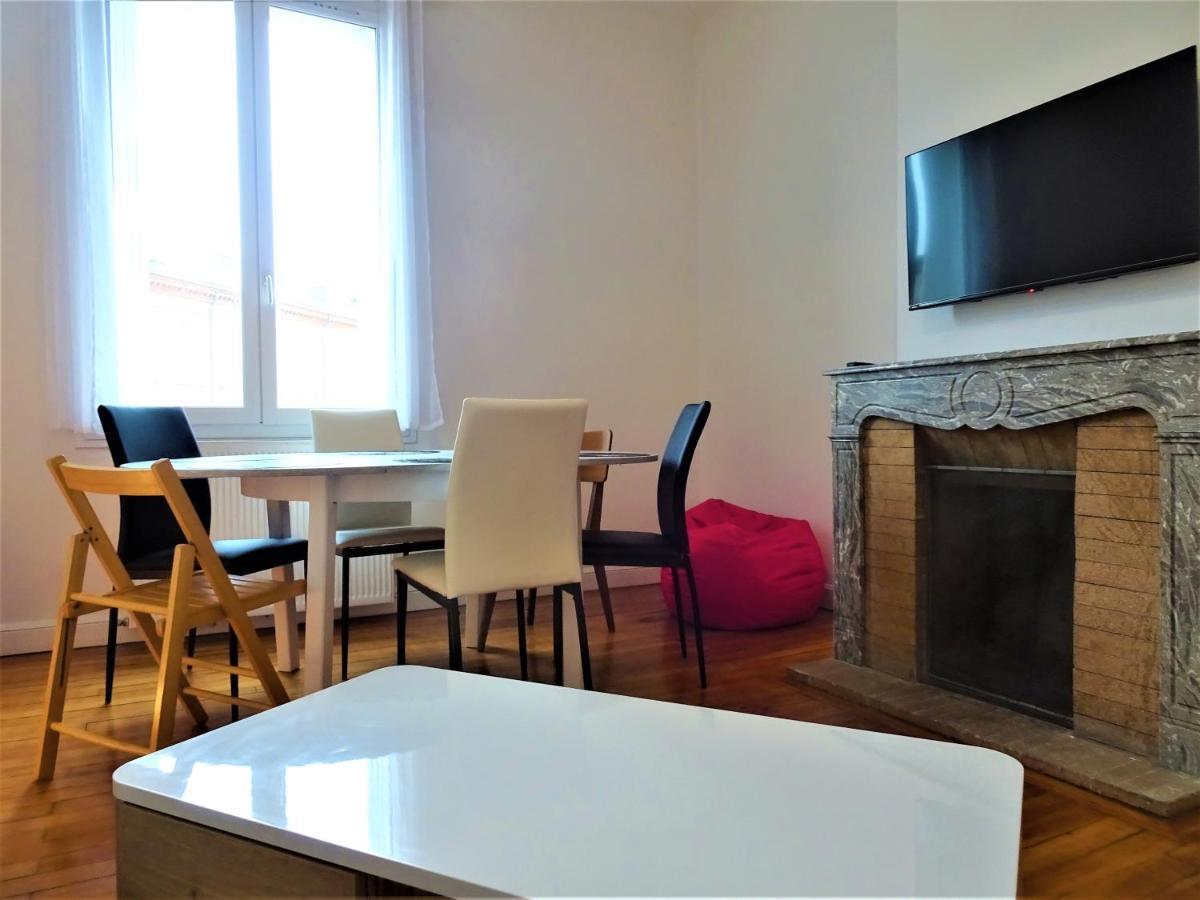 Chambre Privee Et Spacieuse Au Sein D'Un Logement Partage - Central, Quartier Villebourbon - 3 Chambres Doubles - 2 Balcons - Places De Stationnements Gratuites - 5 Min A Pied Gare Et Hypercentre Montauban Exterior photo